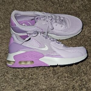 Nike Air Max Purple and White Athletic Shoes